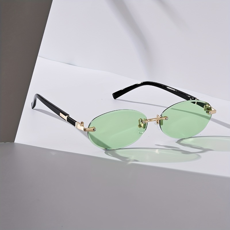 Sexy Small Oval Punk Sunglasse - Metal Photo Panel ulasan dan harga